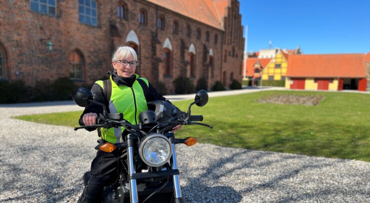 Bodil Olesen på motorcykel